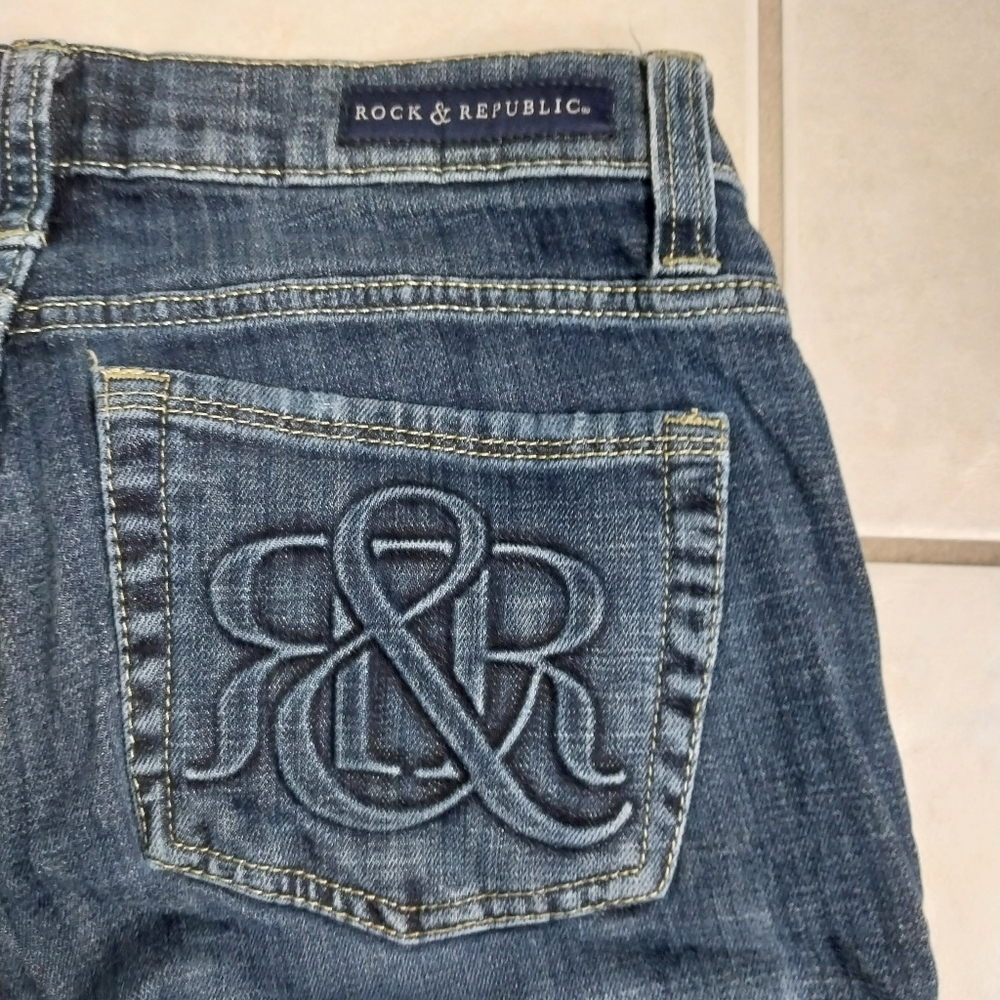 Rock & Republic Jeans Womens Berlin Low Rise Straight Dark Wash Denim sz 6p - Picture 11 of 13